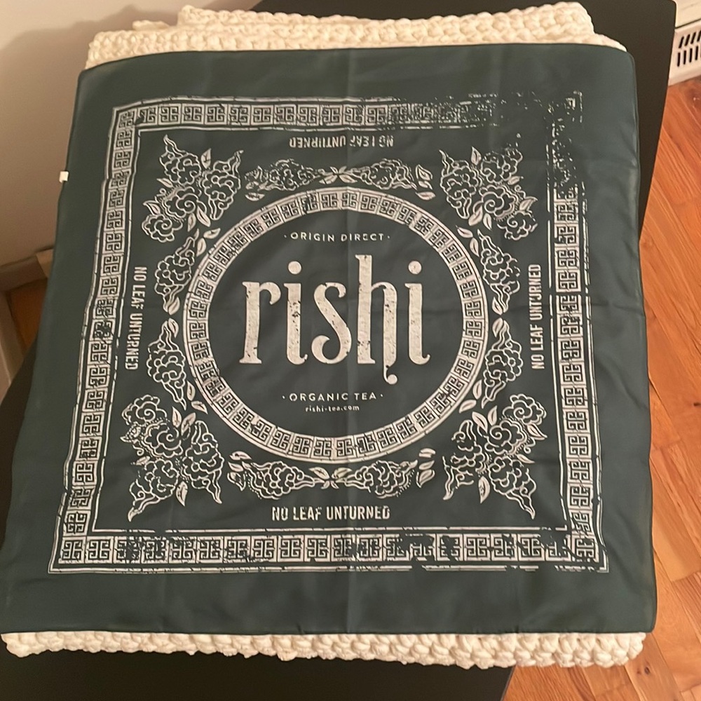 rishi kerchief